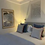 Konukevi The Dozy Deer (adults Only)