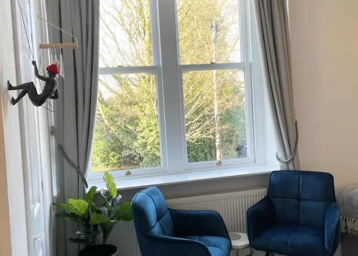 The Dozy Deer (adults Only) 3* Windermere