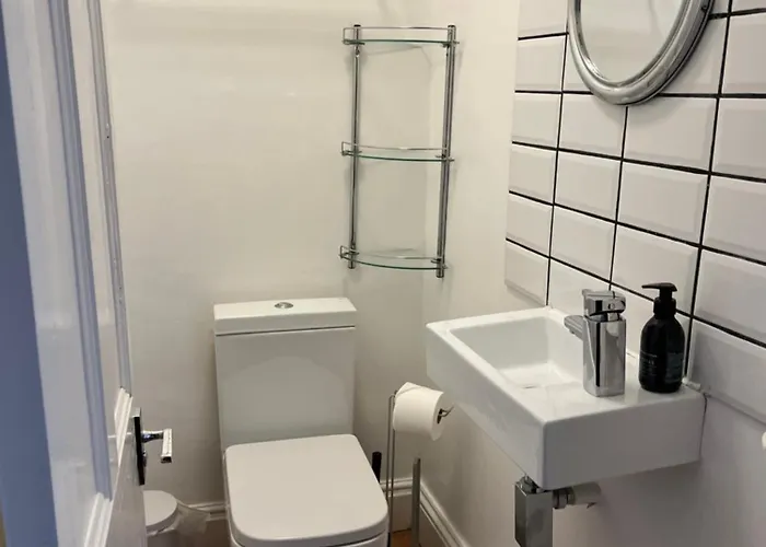 The Dozy Deer (adults Only) Гостевой дом Уиндермир