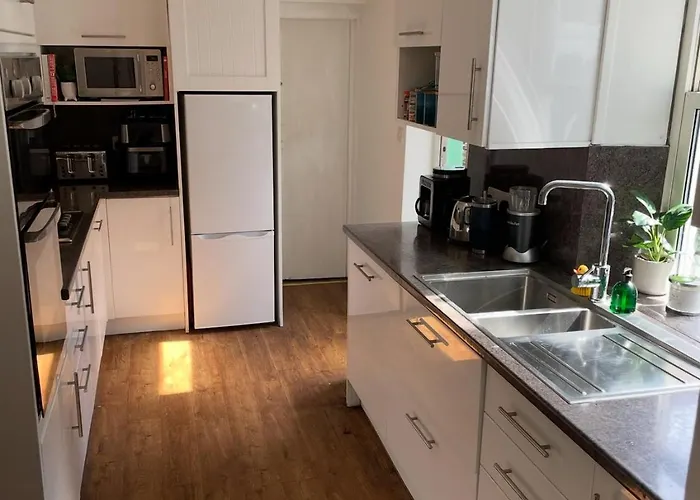 The Dozy Deer (adults Only) Windermere