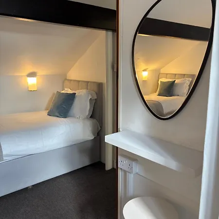 The Dozy Deer (adults Only) Affittacamere 3*