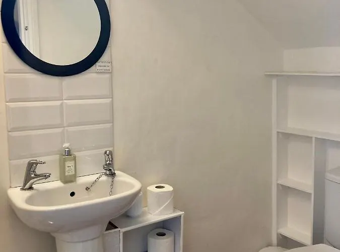 The Dozy Deer (adults Only)