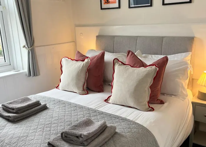 The Dozy Deer (adults Only) 3* Windermere